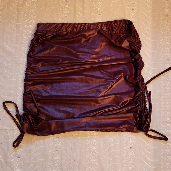 Zelie for she 1X city sleek faux leather skirt - Picture 3 of 8